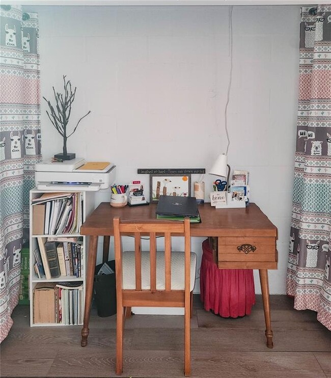 Building Photo - 5052 Marsh Field Rd