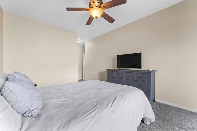 Building Photo - 9569 Pearl Cir
