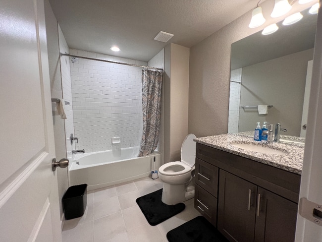 Building Photo - 3891 Ivy Hill Dr