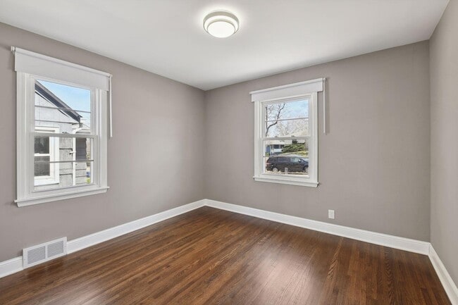 Building Photo - 5620 Humboldt Ave S