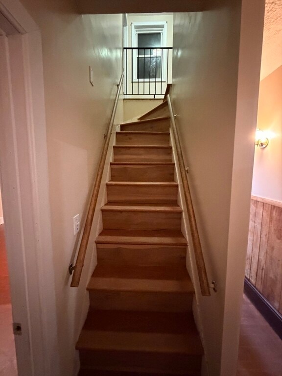 Building Photo - 52 Tufts Ave