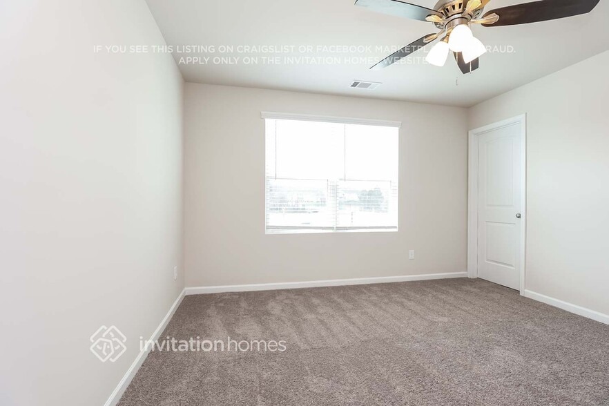 Building Photo - 125 Fister Dr