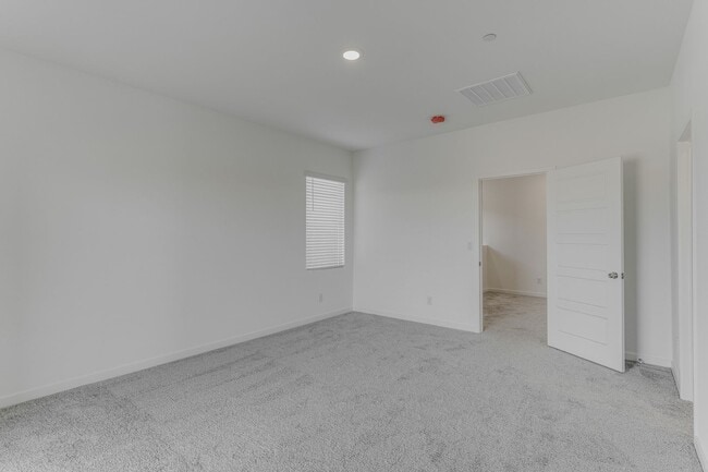 Building Photo - Dream Home in Cadence with Private Balcony & Modern Style!