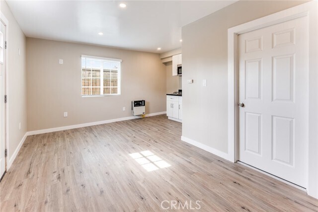 Building Photo - 12008 Roscoe Blvd