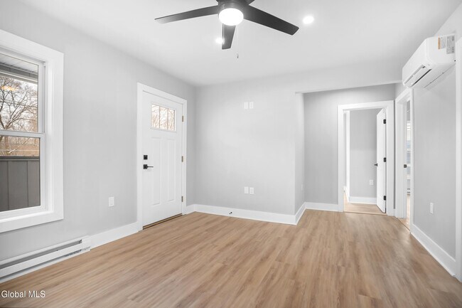 Building Photo - 103 E High St