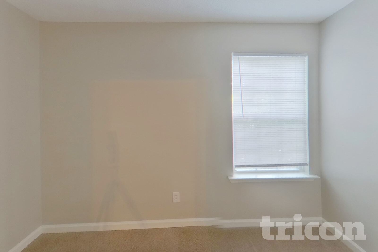 Building Photo - 562 Chisolm Way