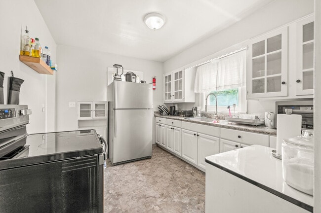 Building Photo - 2637 17th St