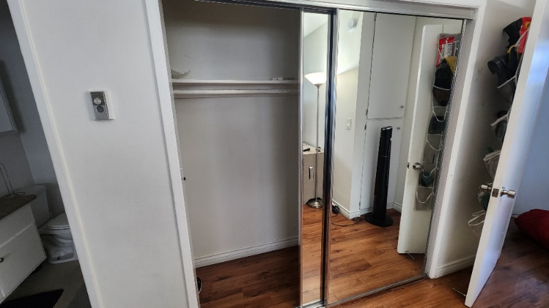 Building Photo - 310 S Almont Dr