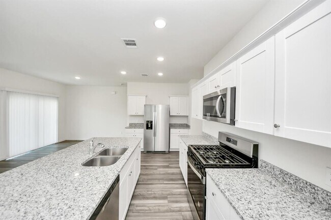 Building Photo - 10302 Florance Spring Dr