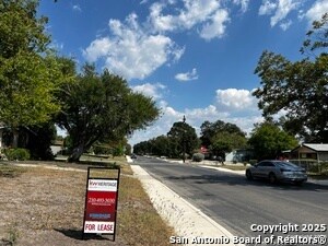 Building Photo - 507 Gilbert Ln