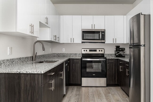 Building Photo - The Apex Luxury Apartments