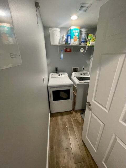 Building Photo - 601 N E St