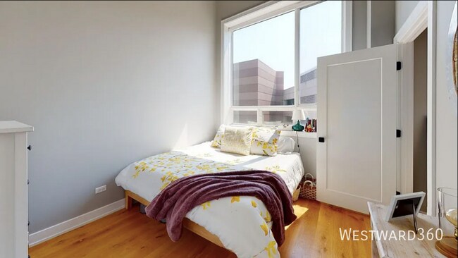 Building Photo - 1470 Webster-204