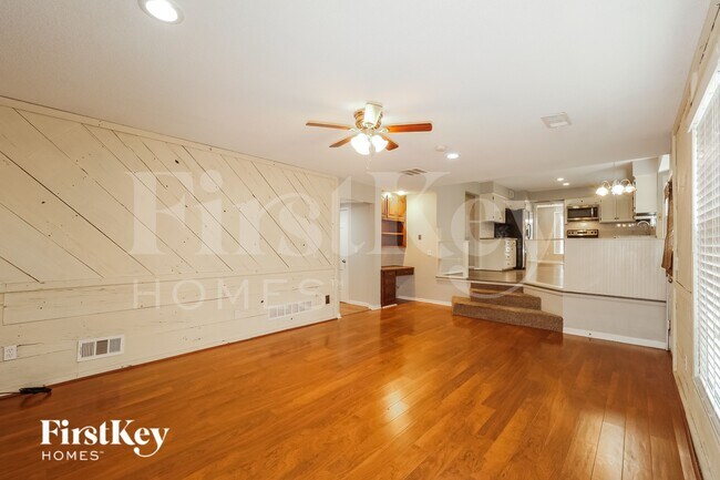 Building Photo - 14707 S Murray Ln