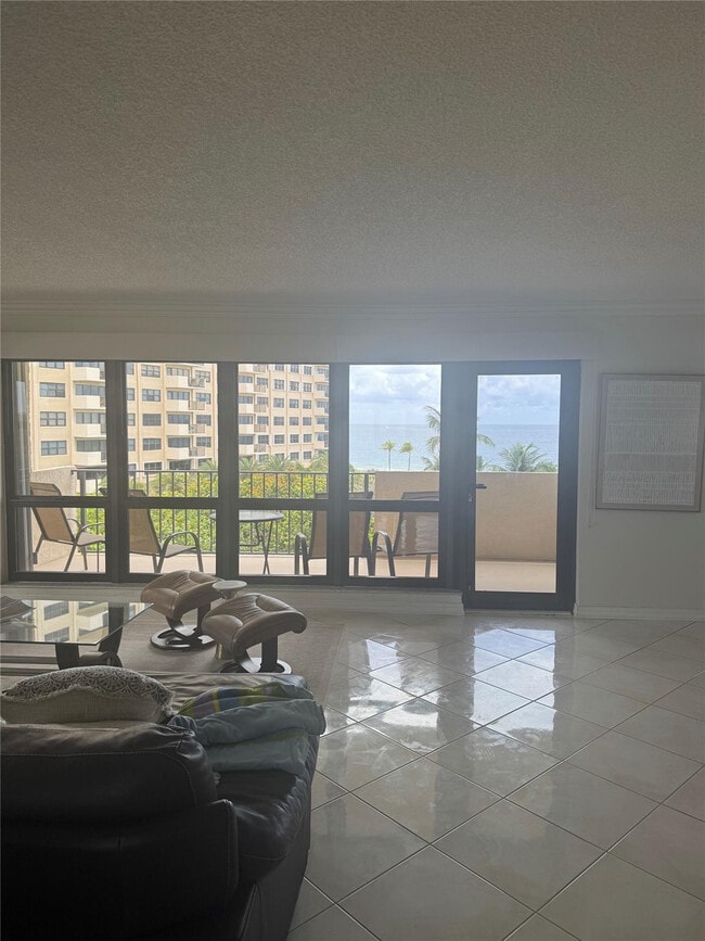 Building Photo - 4900 N Ocean Blvd