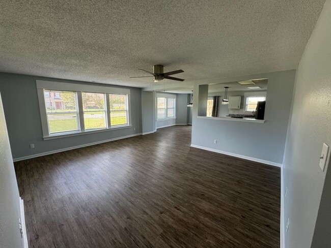 Building Photo - Move-In Ready Corner Lot Gem with Modern U...