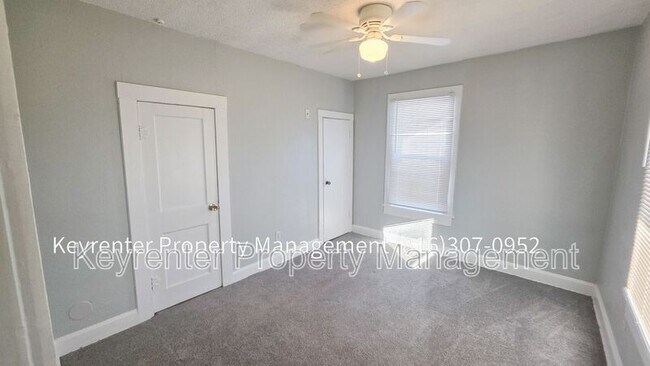 Building Photo - 926 S Logan Ave