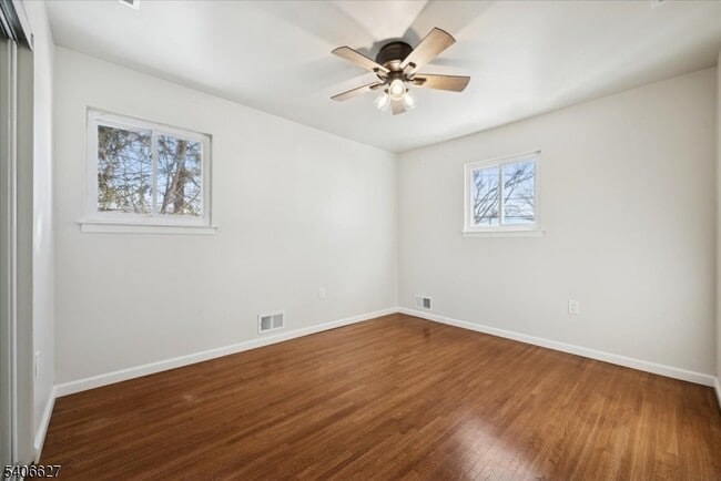 Building Photo - 64 Lorraine Terrace