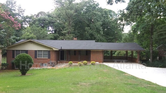 Building Photo - 1715 Highland Pl