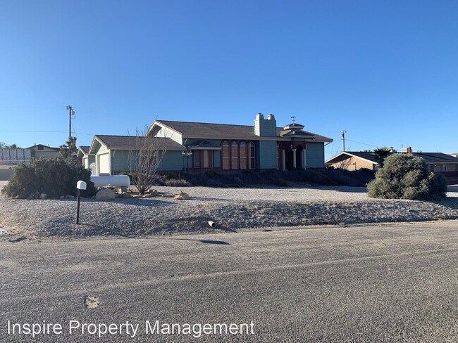 Primary Photo - 3 br, 2.5 bath House - 7696 Elwood Street