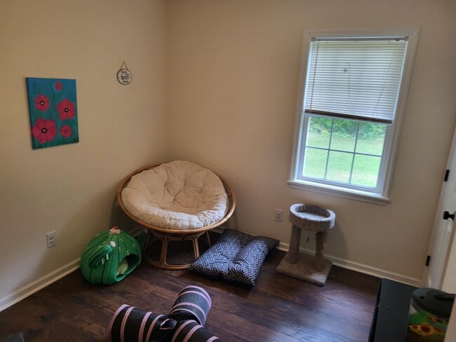 Building Photo - 124 Villa Park Dr