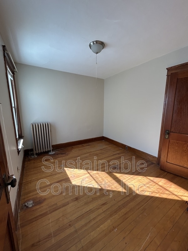 Building Photo - 44 Fairfax Rd