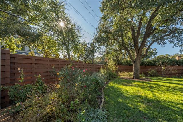 Building Photo - 5624 Melshire Dr