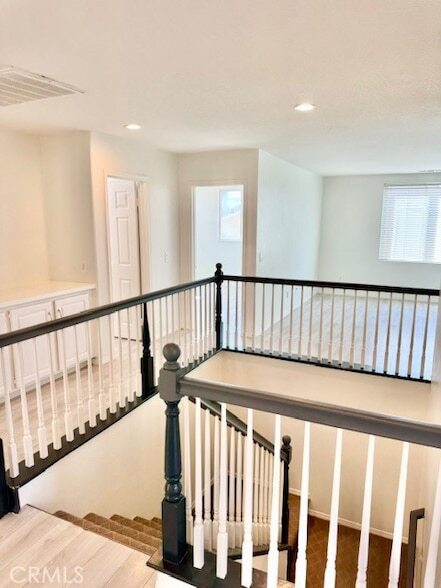 Building Photo - 1562 Cheshire Dr
