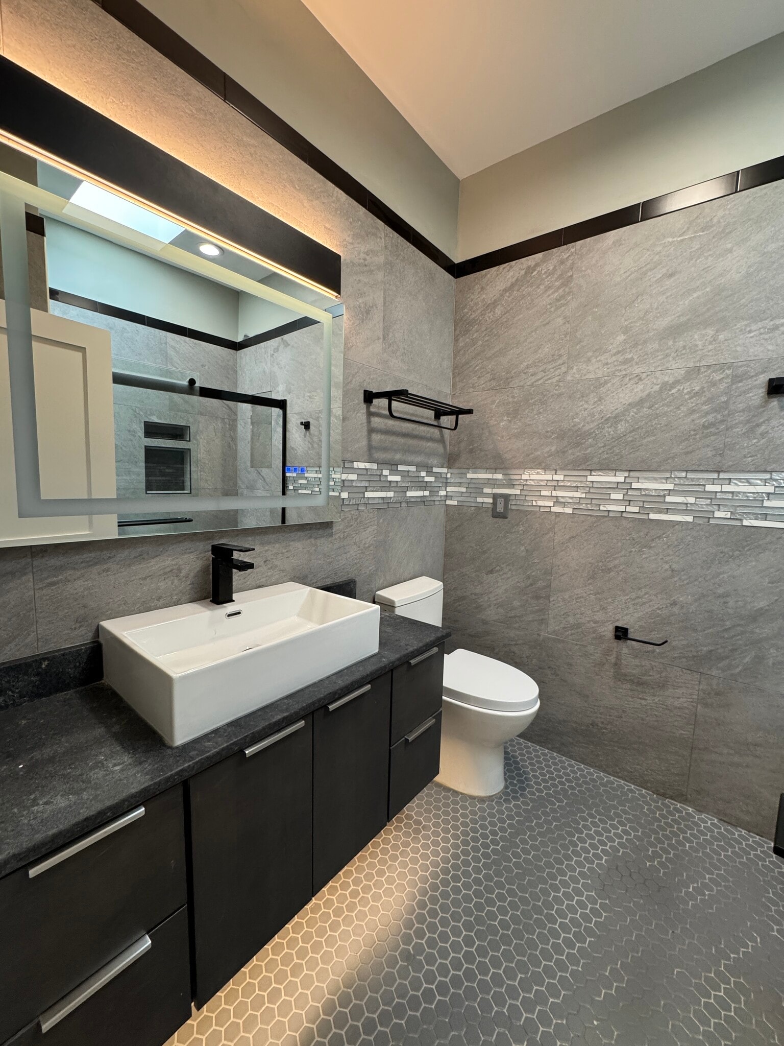 Bathroom 1 - 2031 Maryland Ave