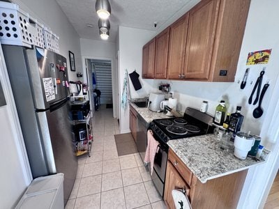 Building Photo - 874 Beacon St