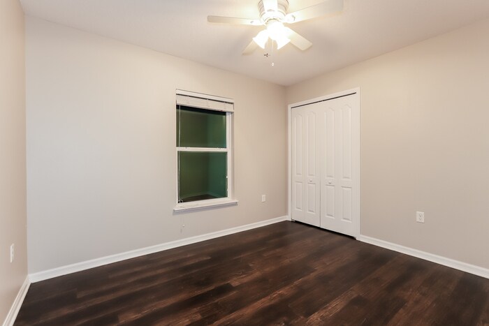 Building Photo - 13221 Waterford Castle Dr