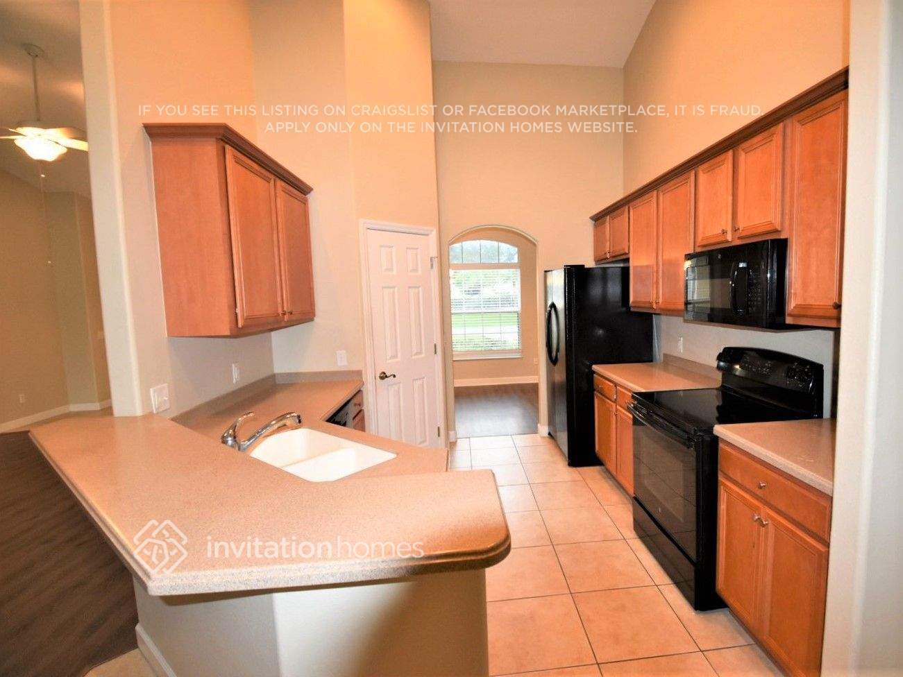 Building Photo - 2008 Meadowside Dr