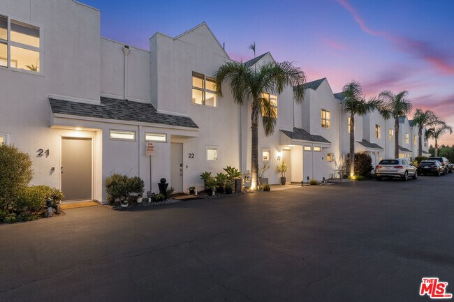 Building Photo - 28711 Pacific Coast Hwy