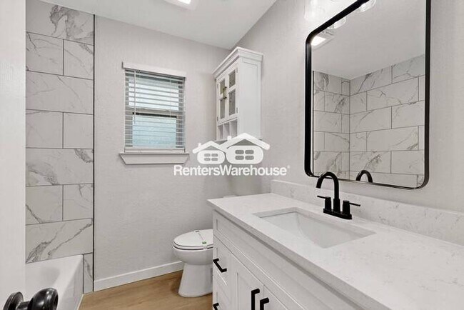 Building Photo - Completely Refreshed NRH Home Move IN Ready.