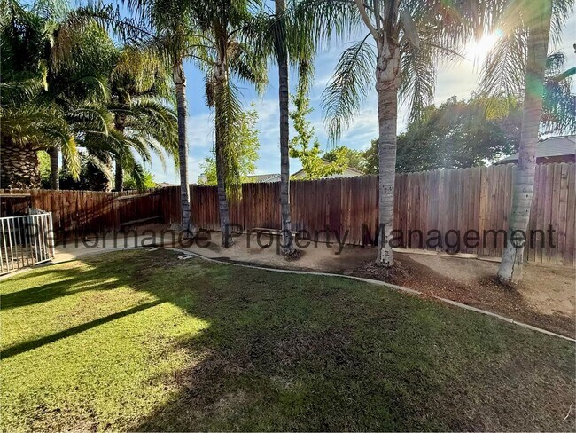 Building Photo - 10910 Mohican Dr