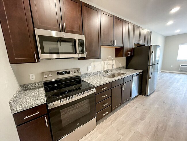 Building Photo - Horizon Ridge