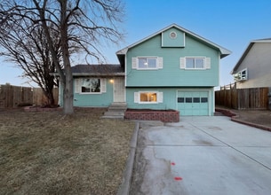 Building Photo - 8325 Medicine Bow Cir