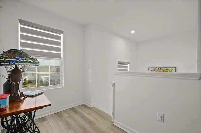 Building Photo - 11842 Sunsail Ave