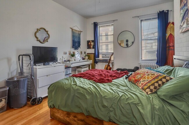 Building Photo - 397 Palisade Ave