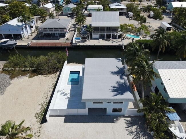 Building Photo - 27346 Martinique Ln