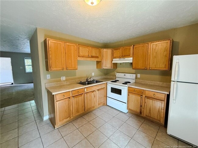 Building Photo - 2740 George Owen Rd