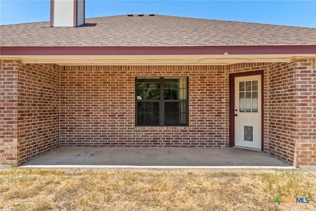 Building Photo - 392 County Rd 4711