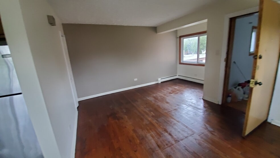 Livingroom - 343 E 107th St