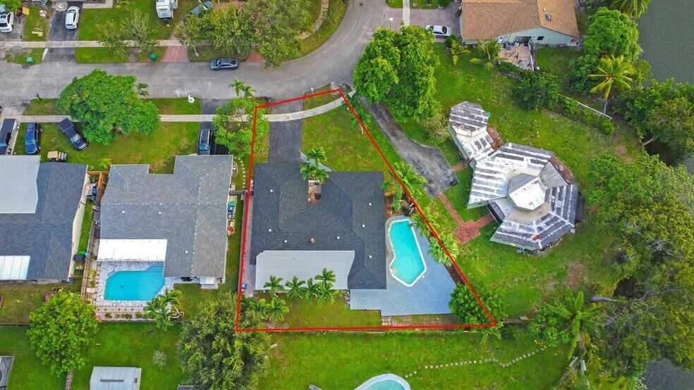 Building Photo - 7841 NW 46th St