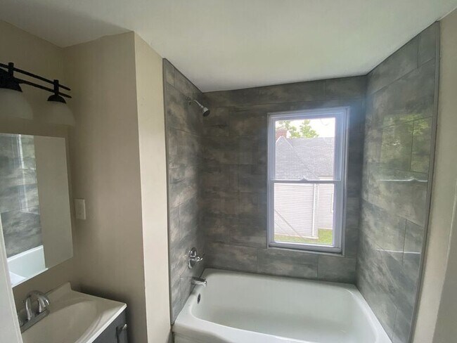 Building Photo - 2405 W Broadway