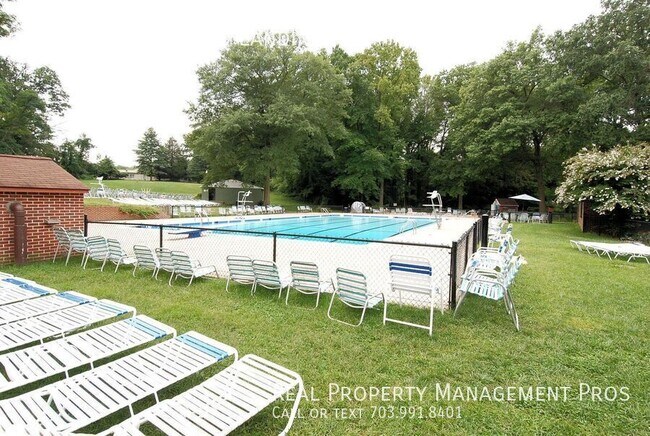 Building Photo - 3401 Blue Mallard Landing