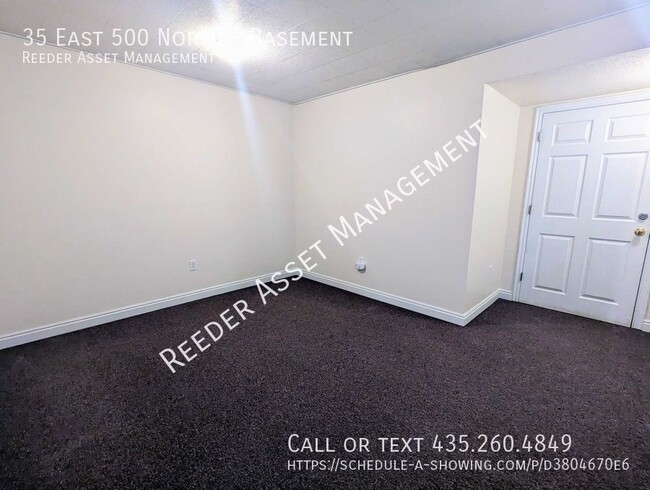 Building Photo - 35 E 500 N