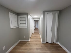 Building Photo - 8 E South St