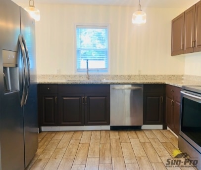 Building Photo - 612 Cedar Park Dr