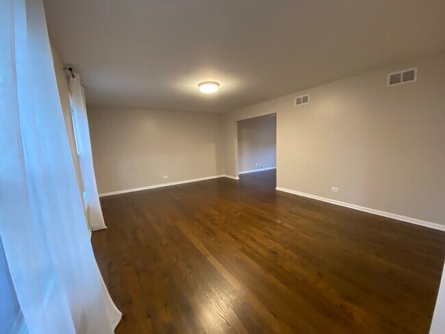 Building Photo - 1332 Culpepper Dr